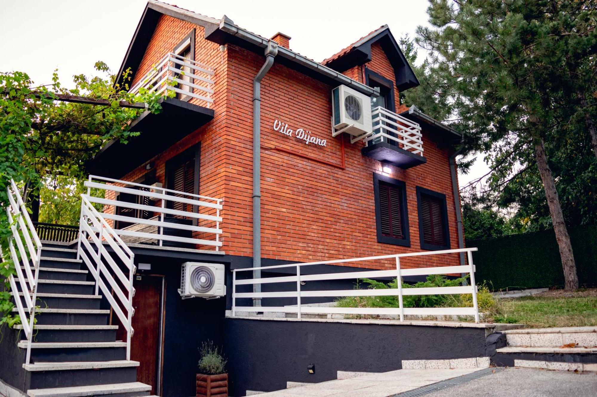 Villa Dijana - Pool, Spa, Outdoor Kitchen Belgrade Exterior photo